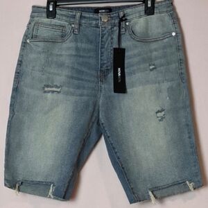 Fashion Nova Men Ripped Tinted Denim Shorts in Vintage Blue Wash size 32